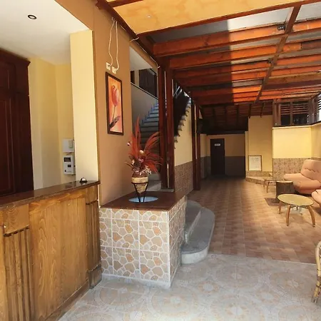 Hotel Bora 2*