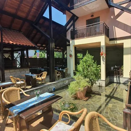 Hotel Bora